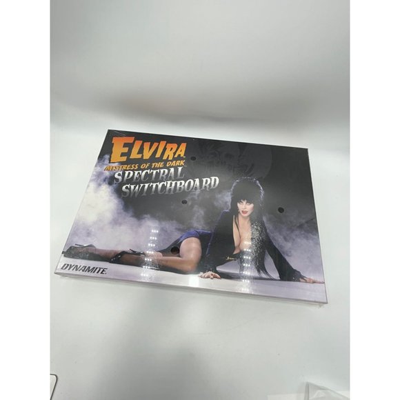 Vintage Sealed Dynamite Elvira: Mistress of The Dark: Spectral Switchboard - Picture 3 of 6